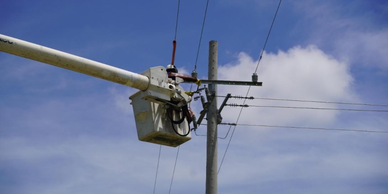 ENEE anuncia cortes programados de energía en más de 20 sectores de San Pedro Sula