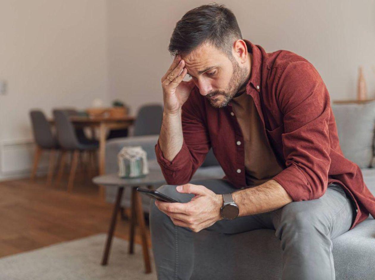 Expertos alertan sobre el impacto de la desinformación en la salud mental