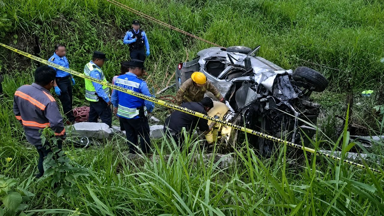 Tres muertos y una menor herida tras volcamiento en Ceguaca, Santa Bárbara