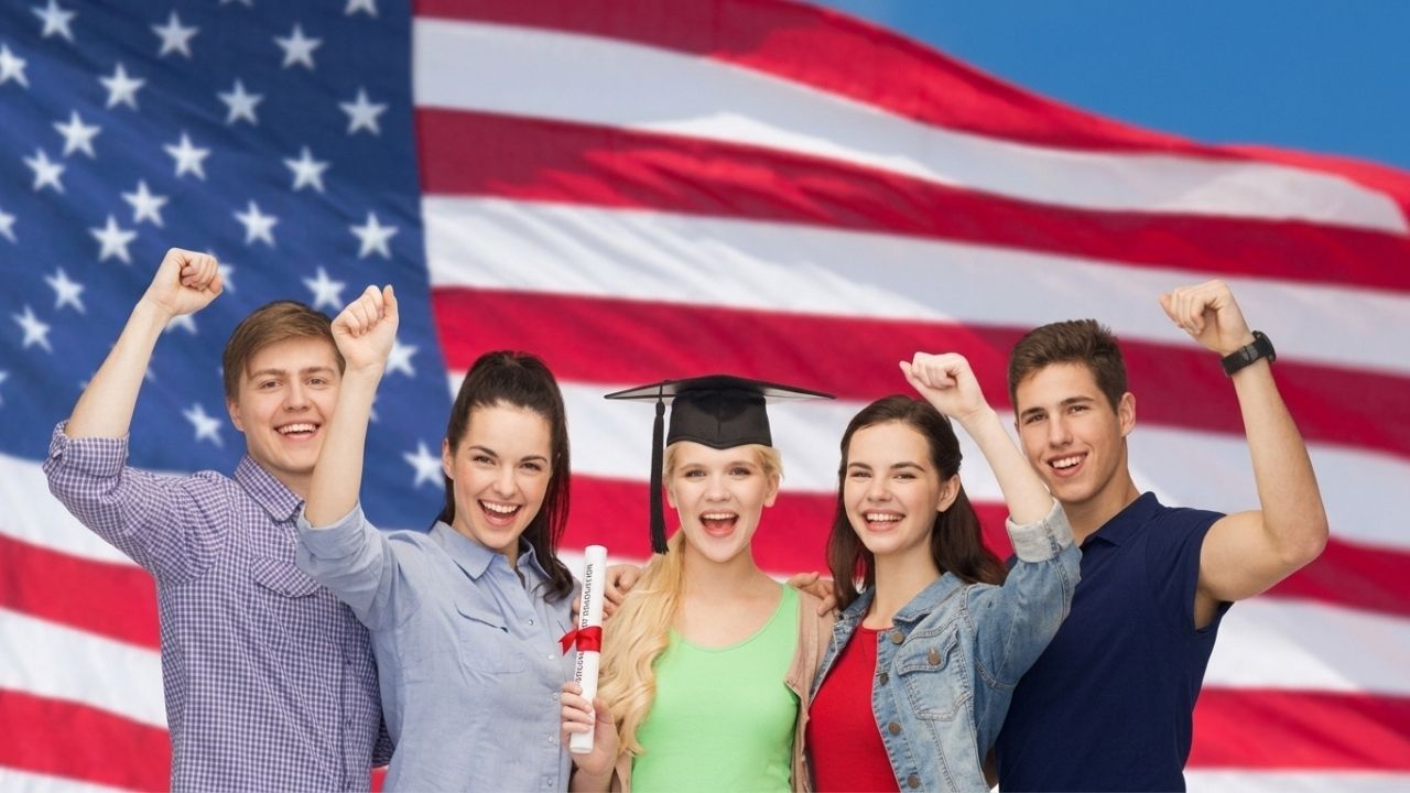 University of North America ofrece entre 50 y 100 becas para maestrías a hondureños
