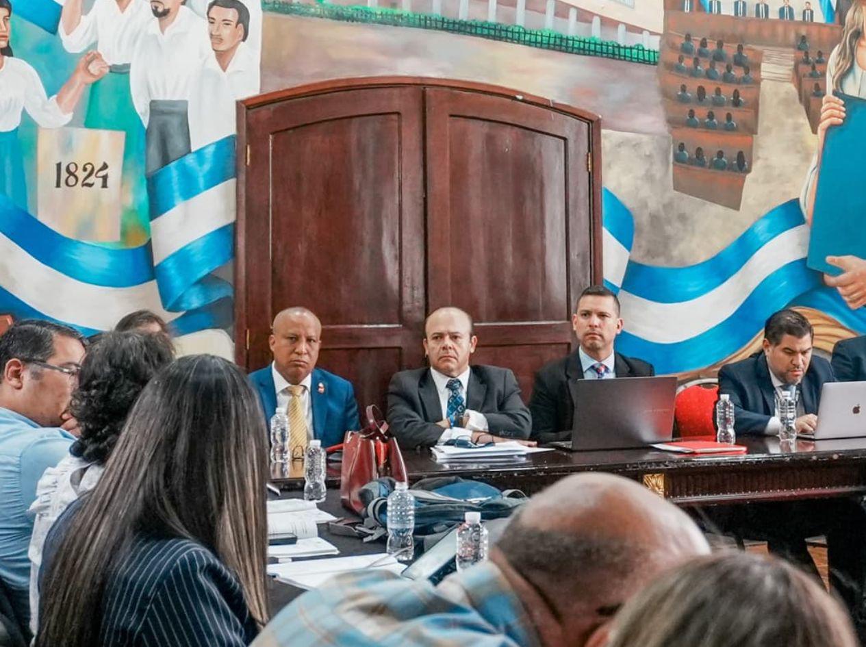 Comisión de Trabajo inicia socialización de proyecto para ampliar el periodo de lactancia