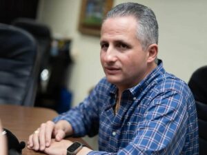 Elías Burbara informa avances en negociación tras renuncia de Justin Campos y habla sobre la situación económica de Real España