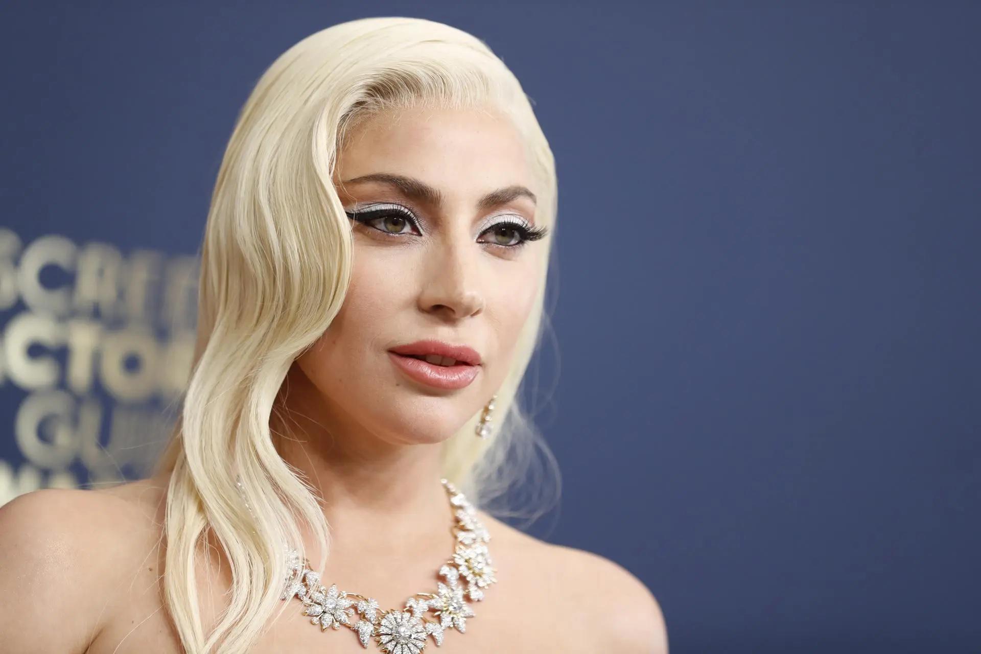 Lady Gaga y Michael Polansky dan la bienvenida a su hija Rose Bean Polansky