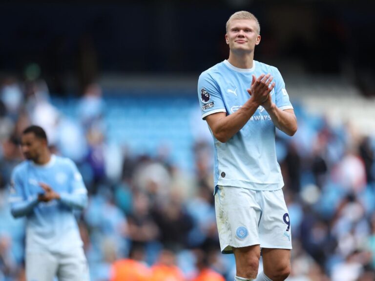 Manchester City confirma buen arranque y queda líder momentáneo tras gol de Haaland