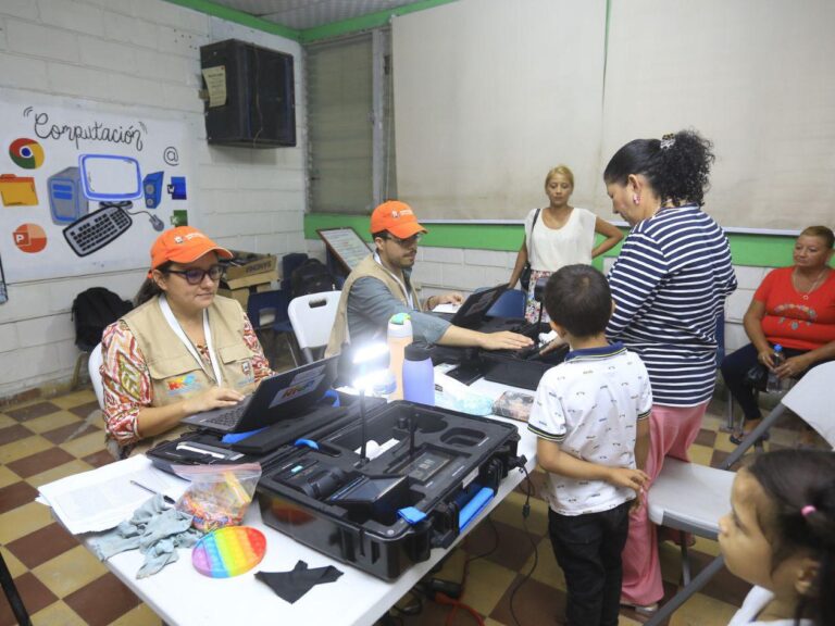 RNP impulsa jornadas de enrolamiento infantil en centros educativos de San Pedro Sula